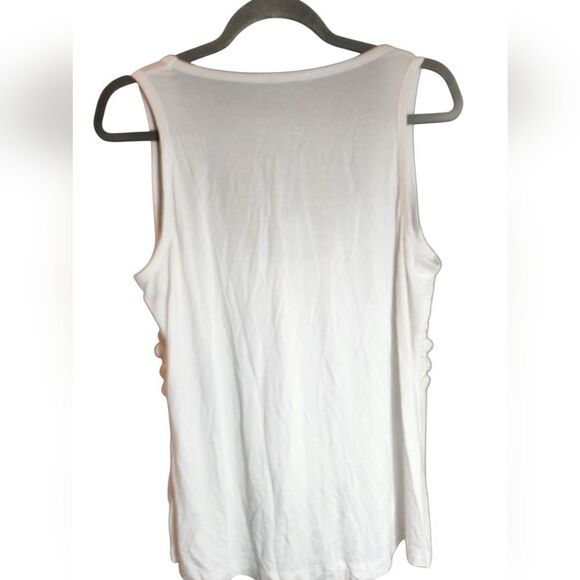 Escada  - Picture 4 of 8